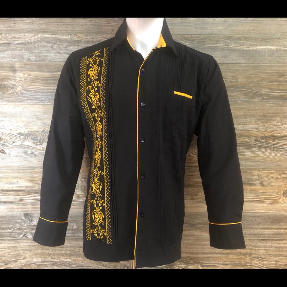 Mens Guayabera Shirt Black Linen Long Sleeve Golden Embroidery Handcrafted Linen - Picture 4 of 9